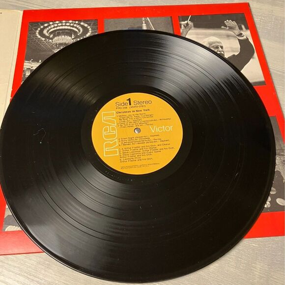 Christmas in New York vinyl - Picture 5 of 5